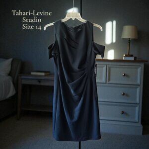 "Tahari-Levine Studio" Elegant Black Dress Size 14